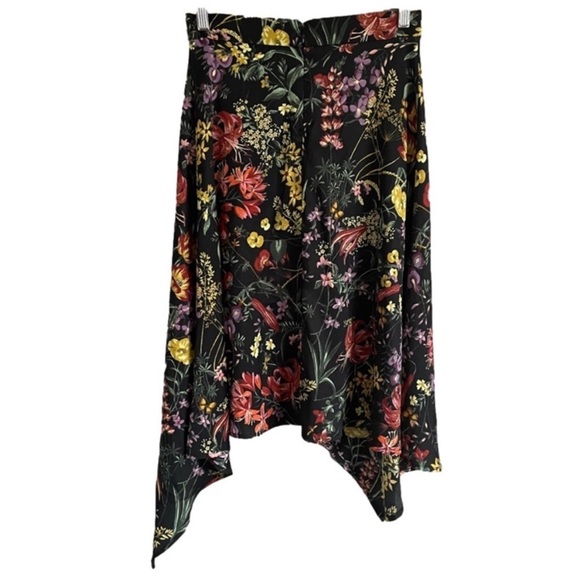 H&M Dark Floral Lillies Asymmetric Flowy Skirt - 8/M - Picture 5 of 7